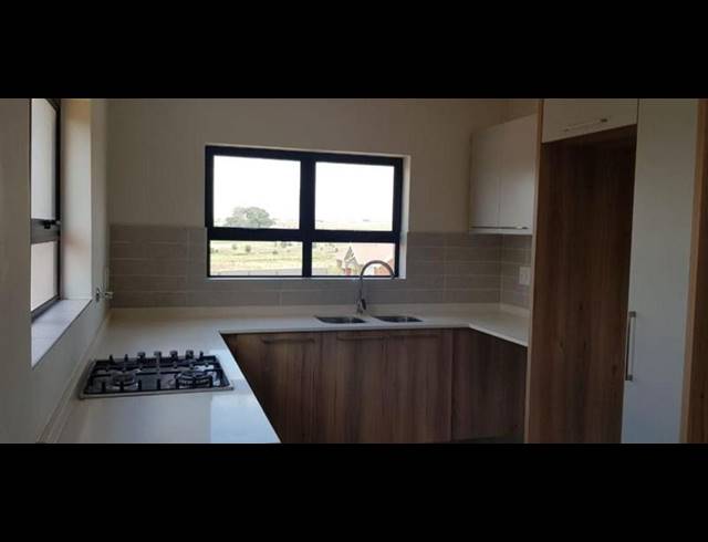 1 BEDROOM PROPERTY TO RENT IN GLEN MARAIS